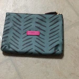 Fossil pouch bag
